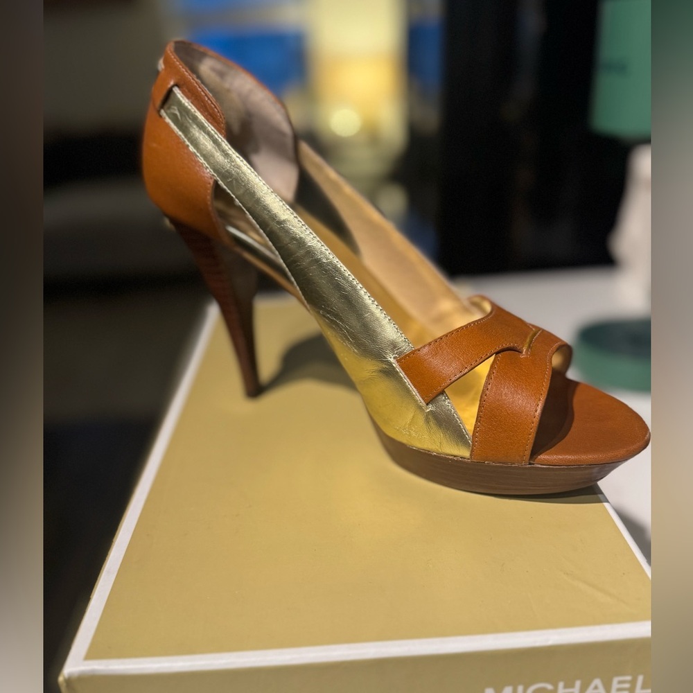 Michael Kors platform, peep toe heels